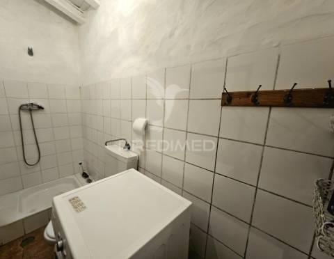 Moradia térrea t2 localizada no rolão, concelho de castro verde.