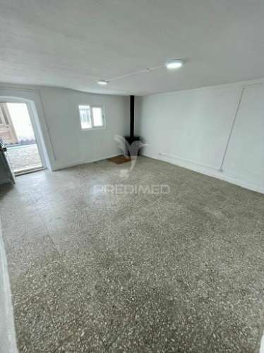 Moradia t2 arrendamento barbacena