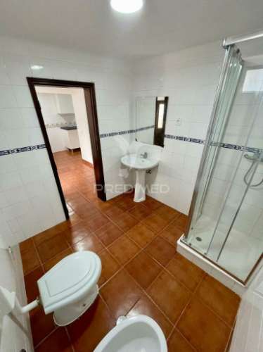 Moradia t2 arrendamento barbacena