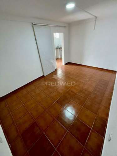 Moradia t2 arrendamento barbacena