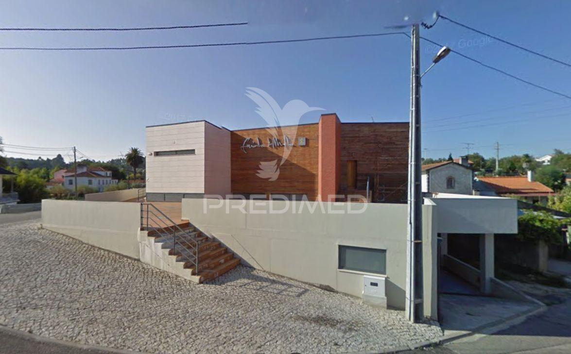 Edifício para restauração e eventos