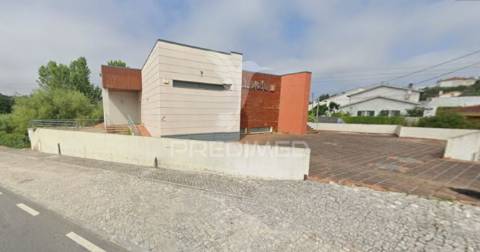 Edifício para restauração e eventos