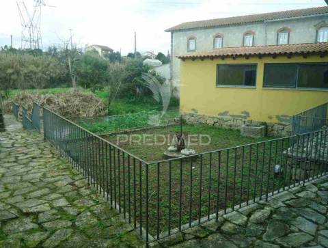 Edifício para restauração e eventos