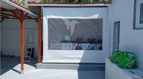 Duas moradias remodeladas ajuda