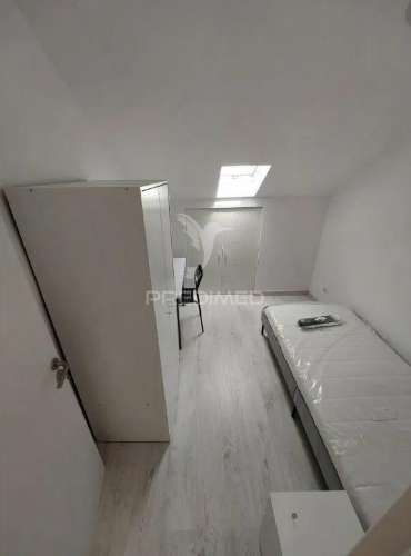 Duas moradias remodeladas ajuda