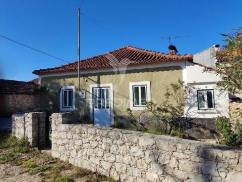 Moradia t2 em zambujal - ourem