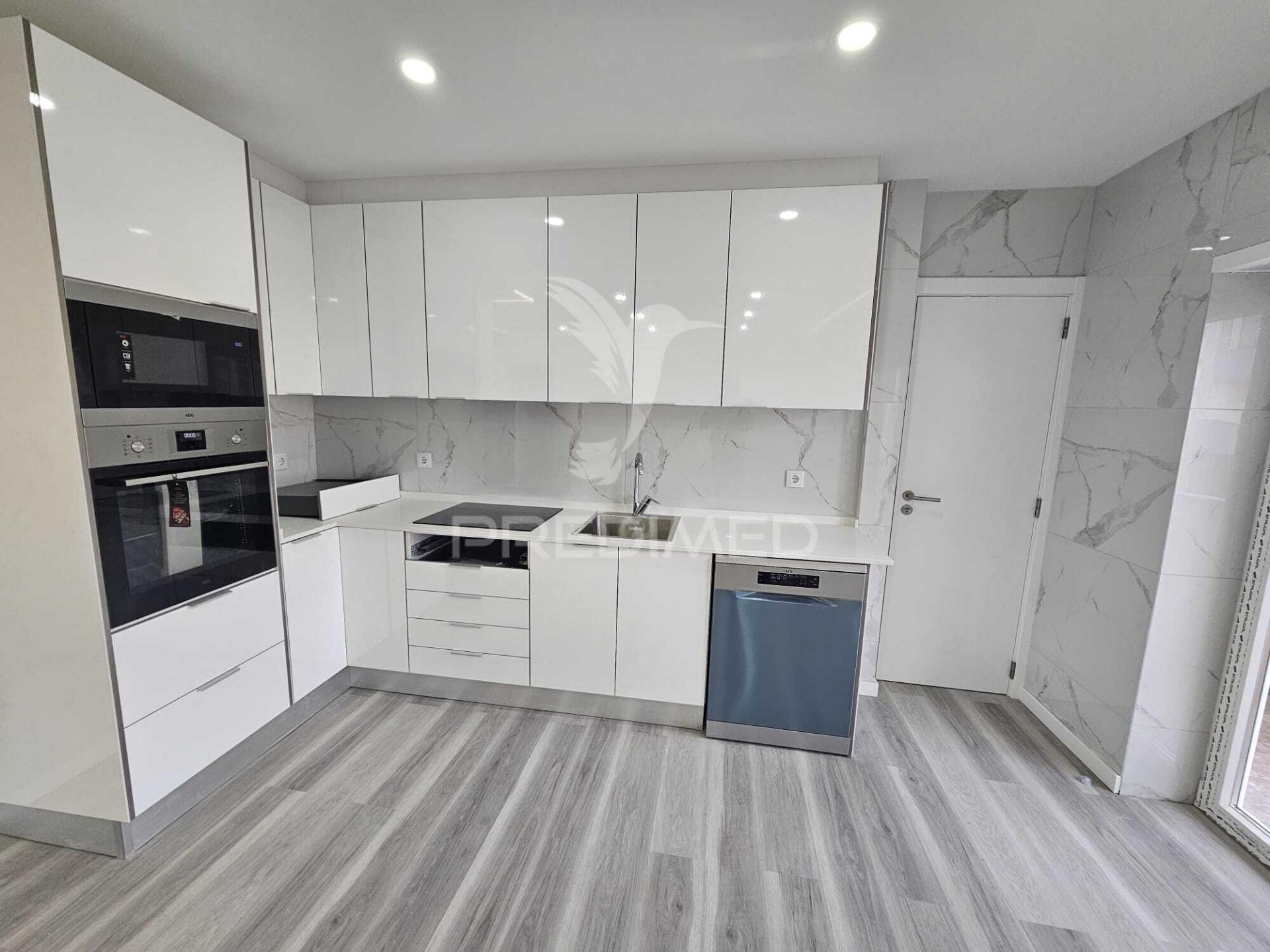 Apartamento t2 da costa caparica