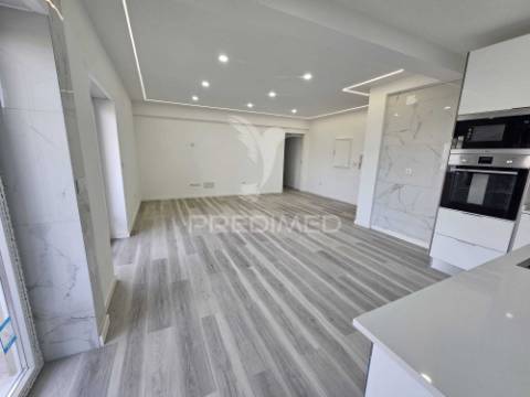 Apartamento t2 da costa caparica