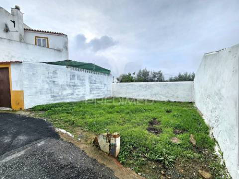Lote de terreno urbano em aldeia dos fernandes