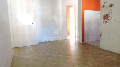 Apartamento t3 laranjeiro
