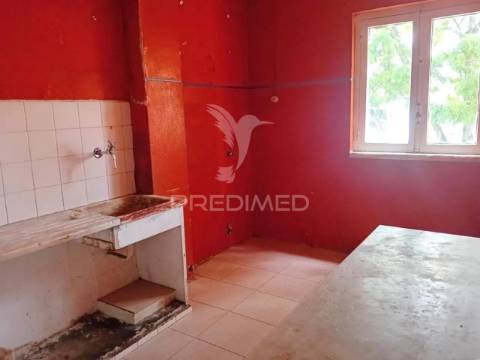 Apartamento t3 laranjeiro