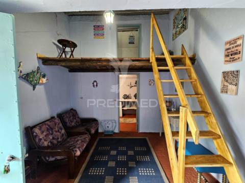 Moradia t3+1 com quintal nas fontes ferrenhas