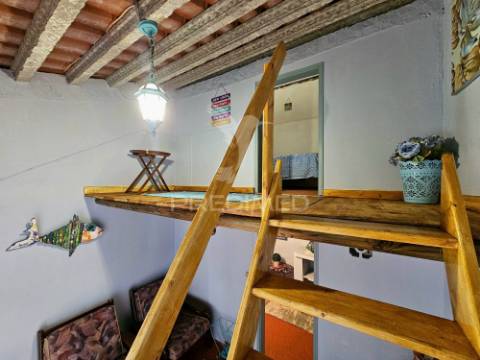 Moradia t3+1 com quintal nas fontes ferrenhas