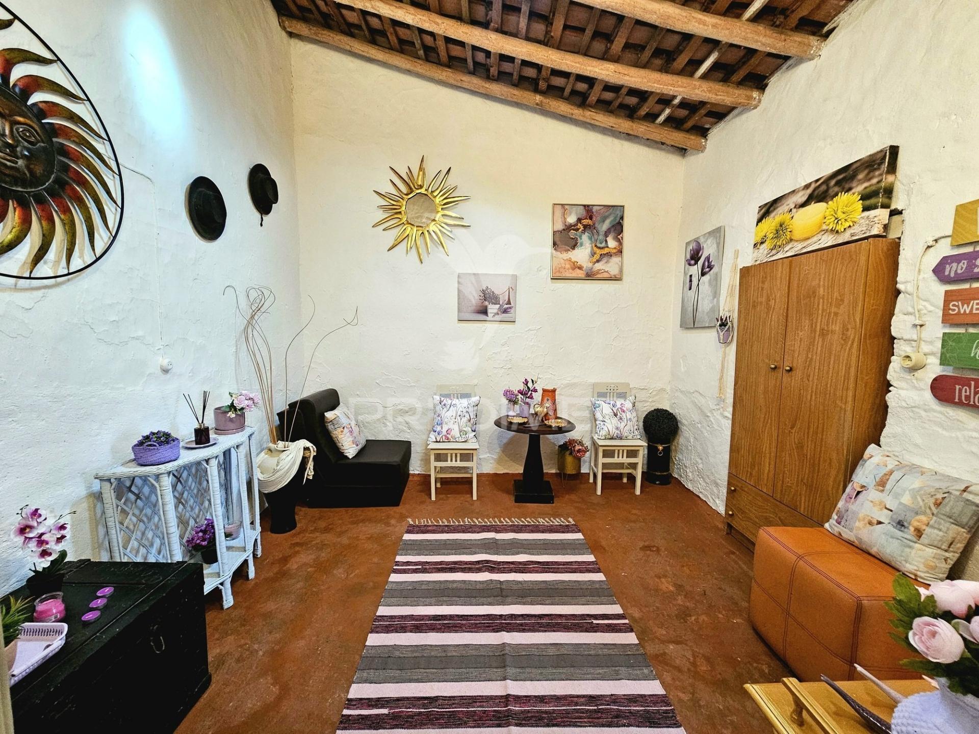 Moradia t1 em aldeia dos fernandes, almodôvar