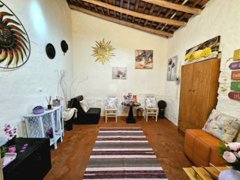 Moradia t1 em aldeia dos fernandes, almodôvar