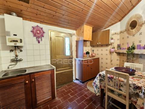 Moradia t1 em aldeia dos fernandes, almodôvar