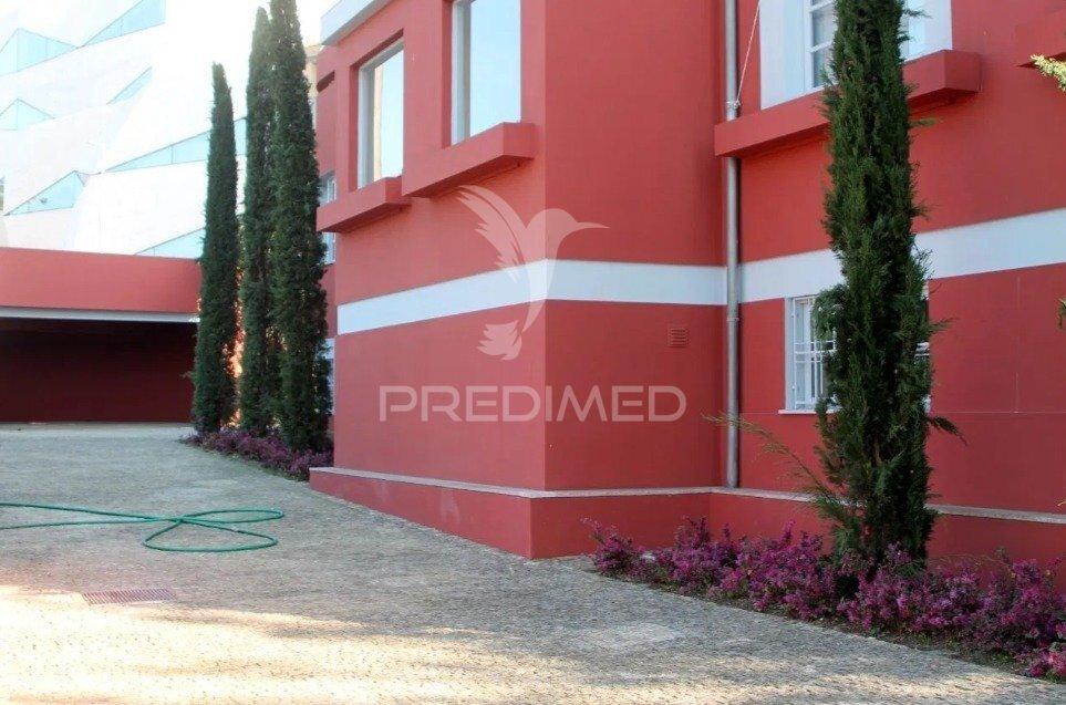 Espaço para escritório/comércio na avenida da boavista - porto