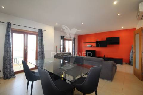 Duplex t3+1 com 2 garagens