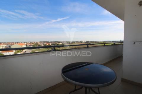 Duplex t3+1 com 2 garagens