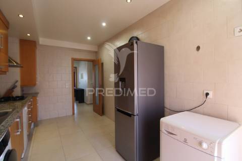 Duplex t3+1 com 2 garagens