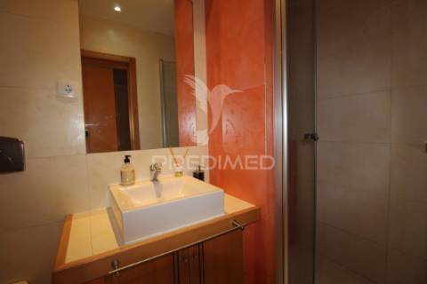 Duplex t3+1 com 2 garagens