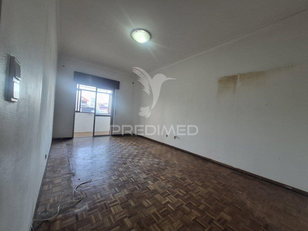 Apartamento t3 em cruz de pau