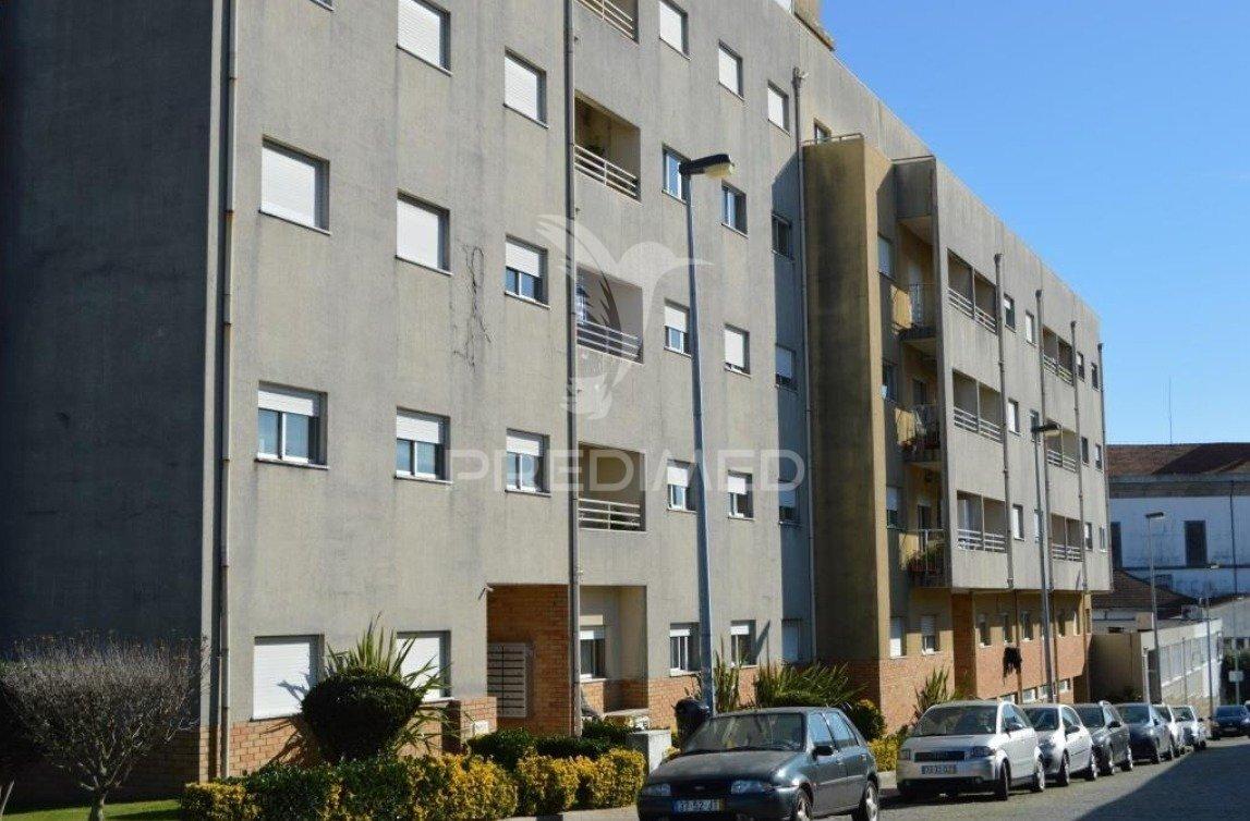 Apartamento t2 no bonfim - porto
