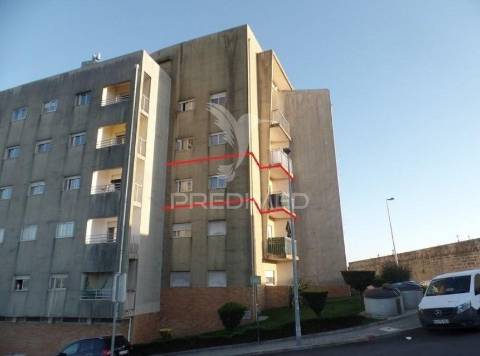 Apartamento t2 no bonfim - porto