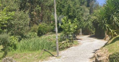 Terreno urbano – póvoa de lanhoso, freguesia de calvos