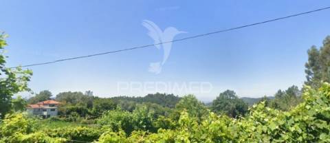 Terreno urbano – póvoa de lanhoso, freguesia de calvos