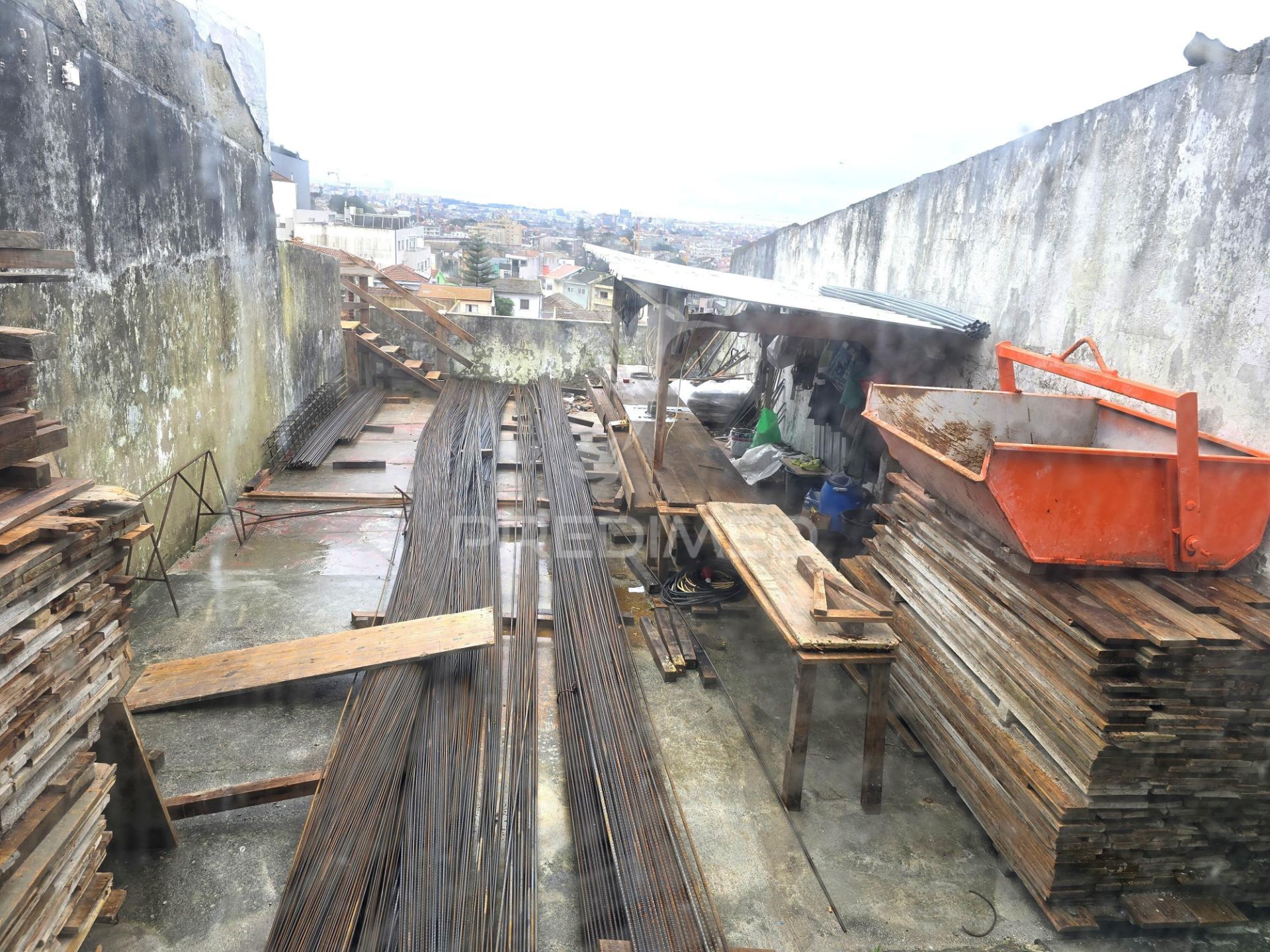 Loja para comercio de cave e r/c