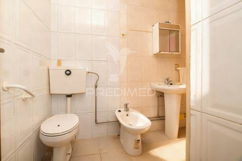 2 casas para renovar em adaúfe, braga – excelente oportunidade