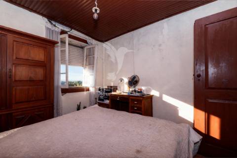 2 casas para renovar em adaúfe, braga – excelente oportunidade