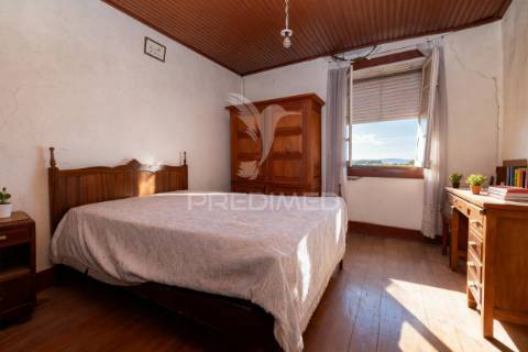 2 casas para renovar em adaúfe, braga – excelente oportunidade