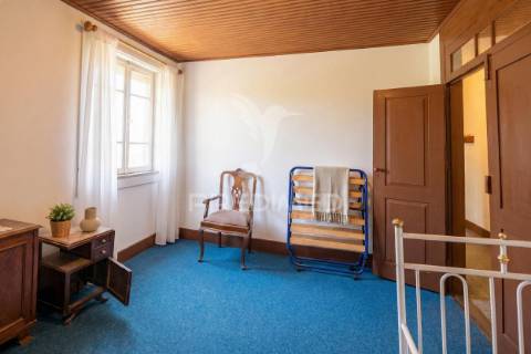 2 casas para renovar em adaúfe, braga – excelente oportunidade