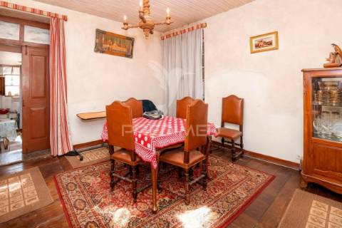 2 casas para renovar em adaúfe, braga – excelente oportunidade