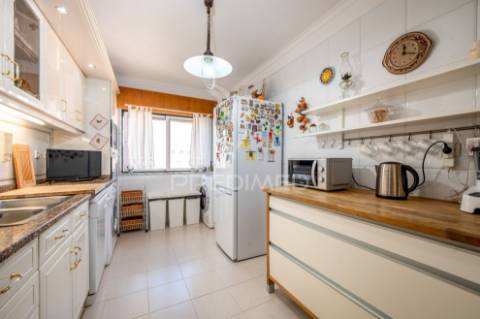 Exclusivo t2 no 10º andar em são marcos: vistas panorâmicas e arrecadação