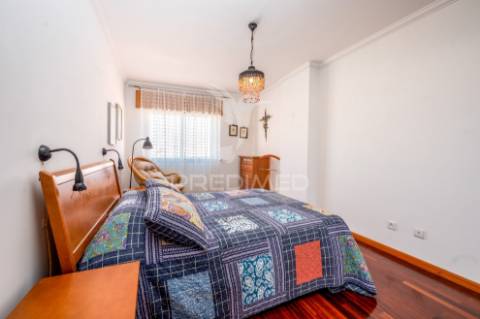 Exclusivo t2 no 10º andar em são marcos: vistas panorâmicas e arrecadação