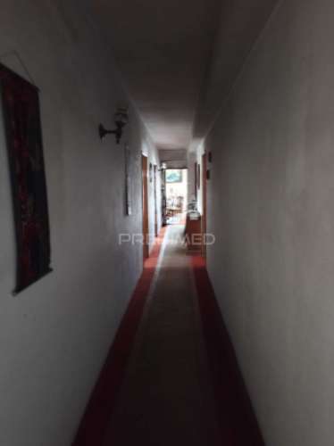 Prédio - espaço comercial e habitação montemor o velho