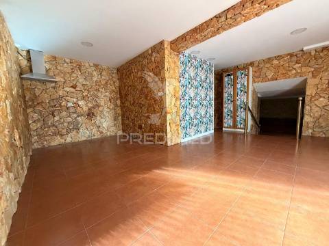 Loja no centro histórico de palmela