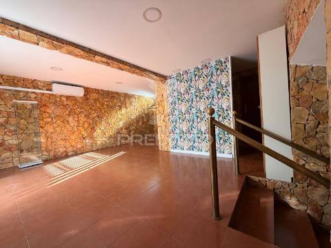 Loja no centro histórico de palmela