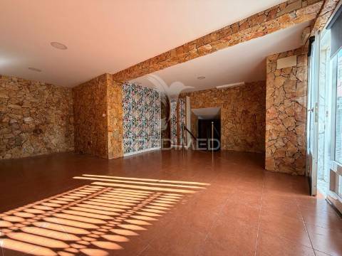 Loja no centro histórico de palmela