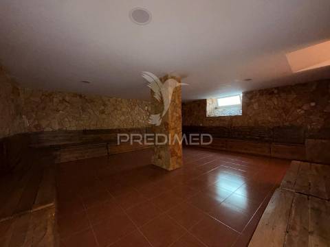 Loja no centro histórico de palmela