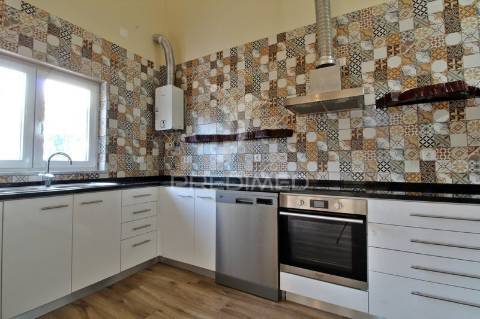 Moradia t3 geminada em marinhais