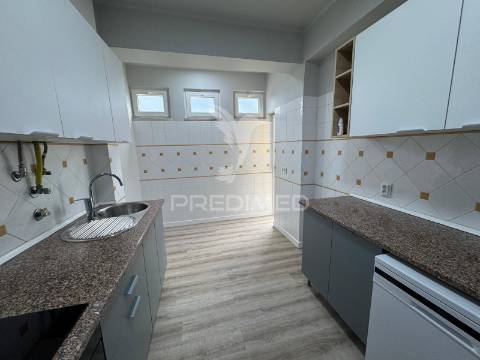 Apartamento t2 renovado hospital