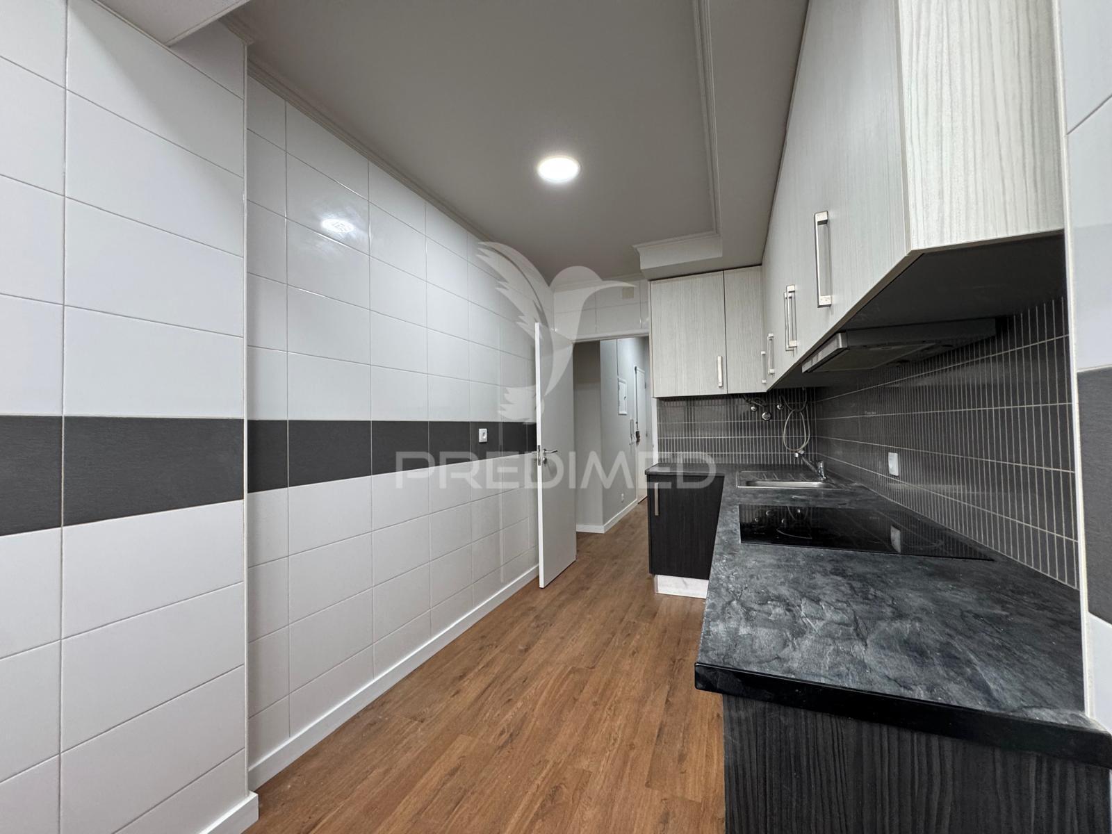 Apartamento t3 quatro caminhos