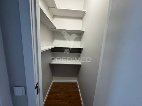 Apartamento t3 quatro caminhos