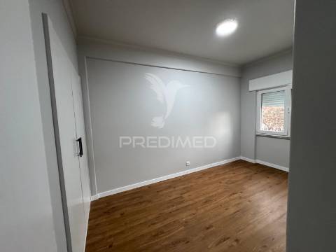 Apartamento t3 quatro caminhos