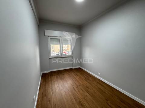 Apartamento t3 quatro caminhos