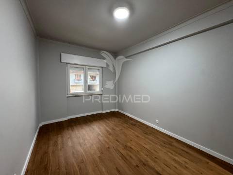 Apartamento t3 quatro caminhos